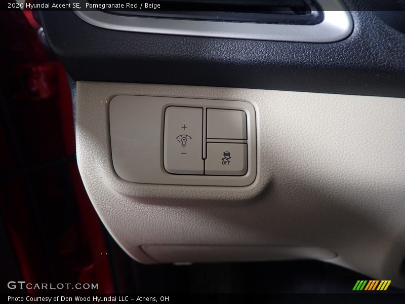 Pomegranate Red / Beige 2020 Hyundai Accent SE