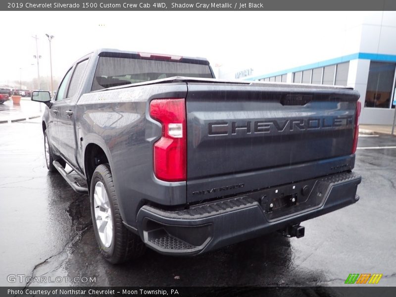 Shadow Gray Metallic / Jet Black 2019 Chevrolet Silverado 1500 Custom Crew Cab 4WD