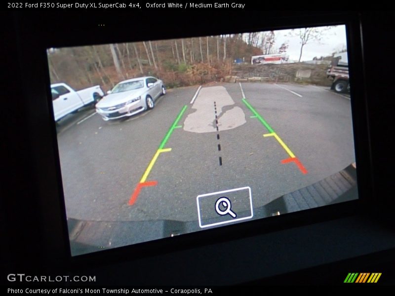 Oxford White / Medium Earth Gray 2022 Ford F350 Super Duty XL SuperCab 4x4