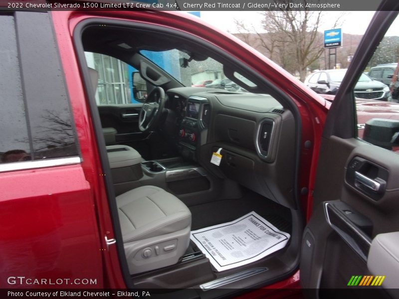 Cherry Red Tintcoat / Gideon/­Very Dark Atmosphere 2022 Chevrolet Silverado 1500 Limited LTZ Crew Cab 4x4