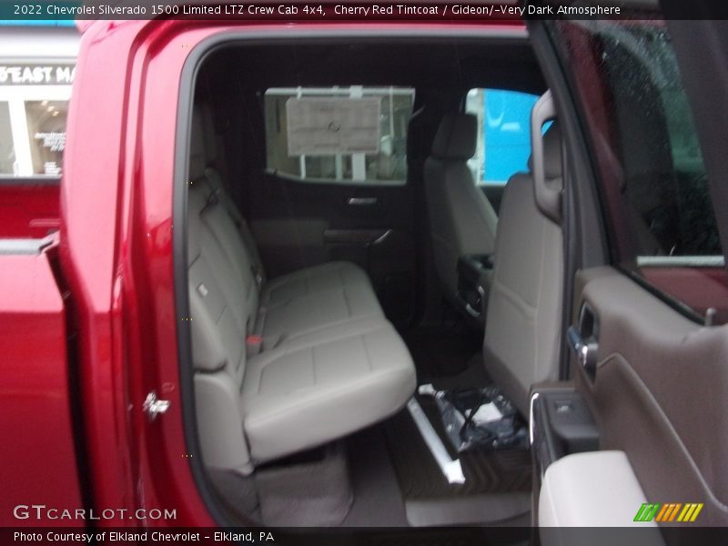 Cherry Red Tintcoat / Gideon/­Very Dark Atmosphere 2022 Chevrolet Silverado 1500 Limited LTZ Crew Cab 4x4