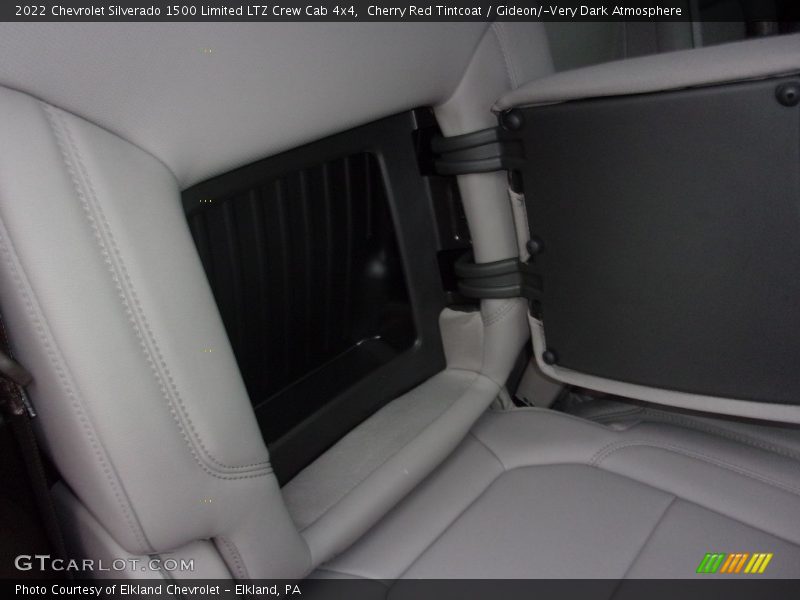 Cherry Red Tintcoat / Gideon/­Very Dark Atmosphere 2022 Chevrolet Silverado 1500 Limited LTZ Crew Cab 4x4