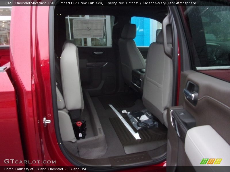 Cherry Red Tintcoat / Gideon/­Very Dark Atmosphere 2022 Chevrolet Silverado 1500 Limited LTZ Crew Cab 4x4