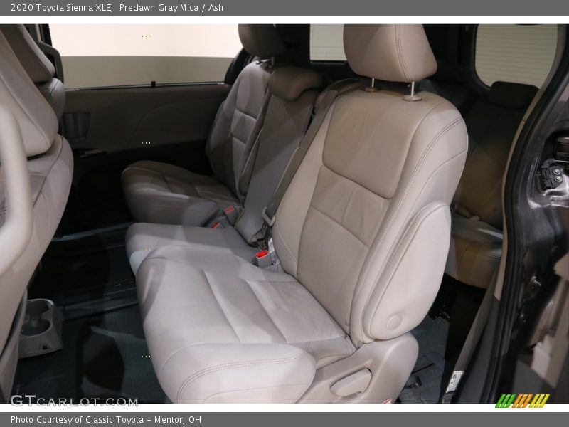 Predawn Gray Mica / Ash 2020 Toyota Sienna XLE