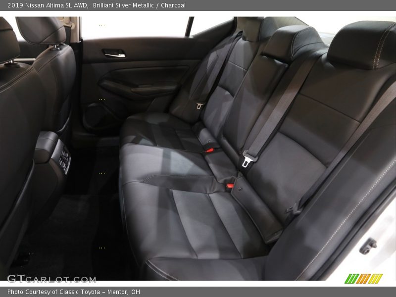 Brilliant Silver Metallic / Charcoal 2019 Nissan Altima SL AWD