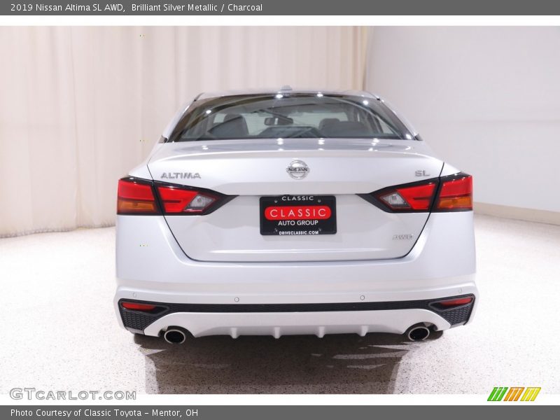 Brilliant Silver Metallic / Charcoal 2019 Nissan Altima SL AWD