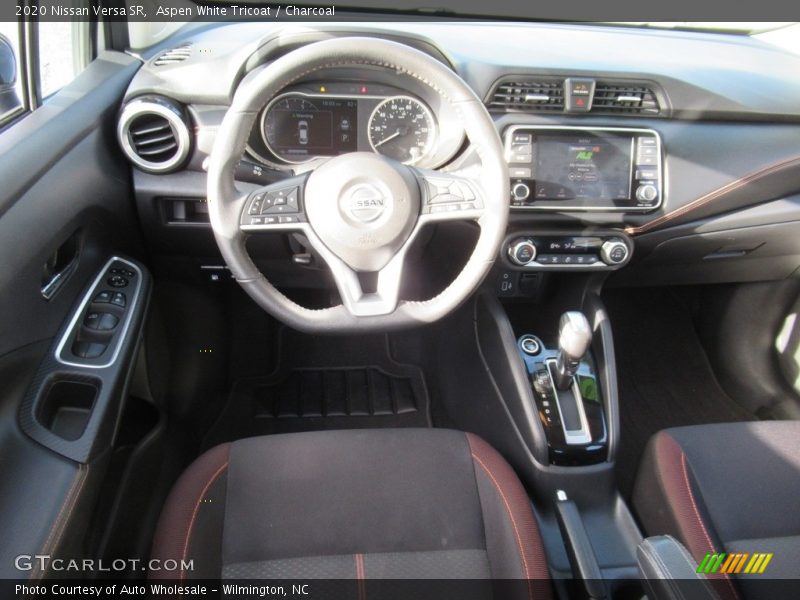Aspen White Tricoat / Charcoal 2020 Nissan Versa SR