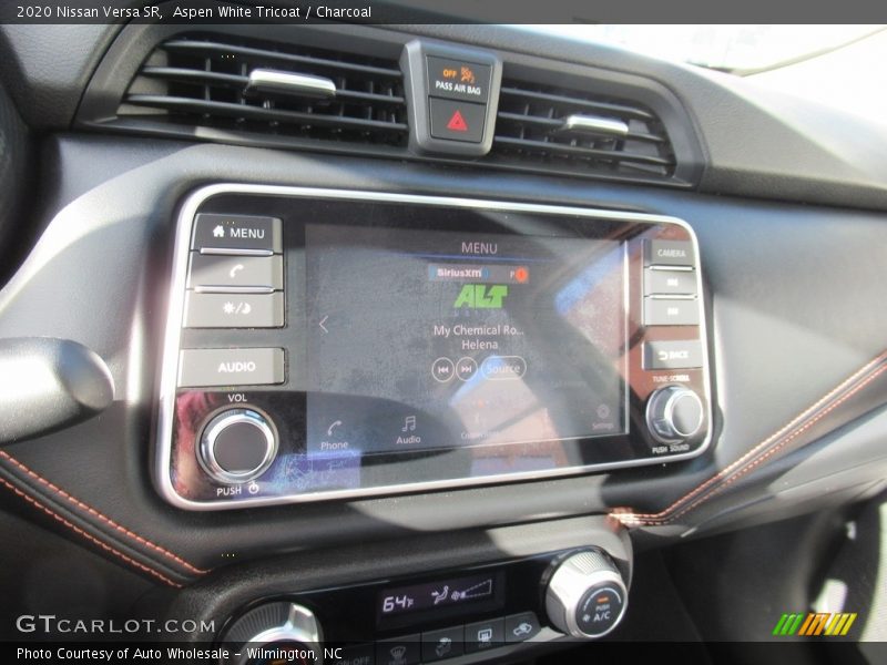 Aspen White Tricoat / Charcoal 2020 Nissan Versa SR