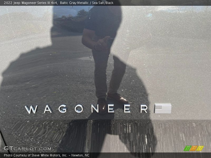 Baltic Gray Metallic / Sea Salt/Black 2022 Jeep Wagoneer Series III 4x4