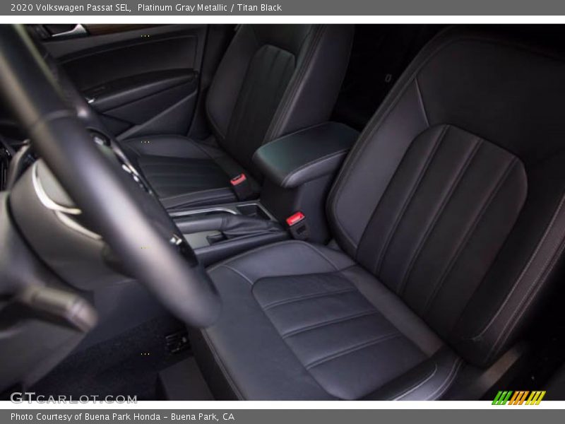 Platinum Gray Metallic / Titan Black 2020 Volkswagen Passat SEL