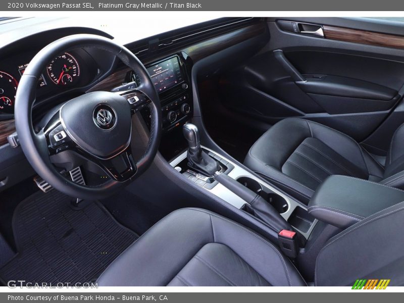 Platinum Gray Metallic / Titan Black 2020 Volkswagen Passat SEL