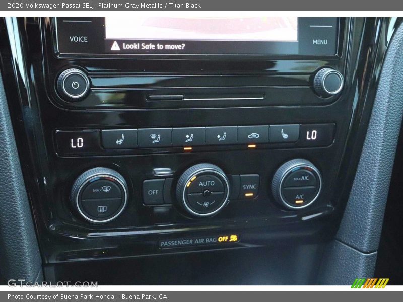 Platinum Gray Metallic / Titan Black 2020 Volkswagen Passat SEL