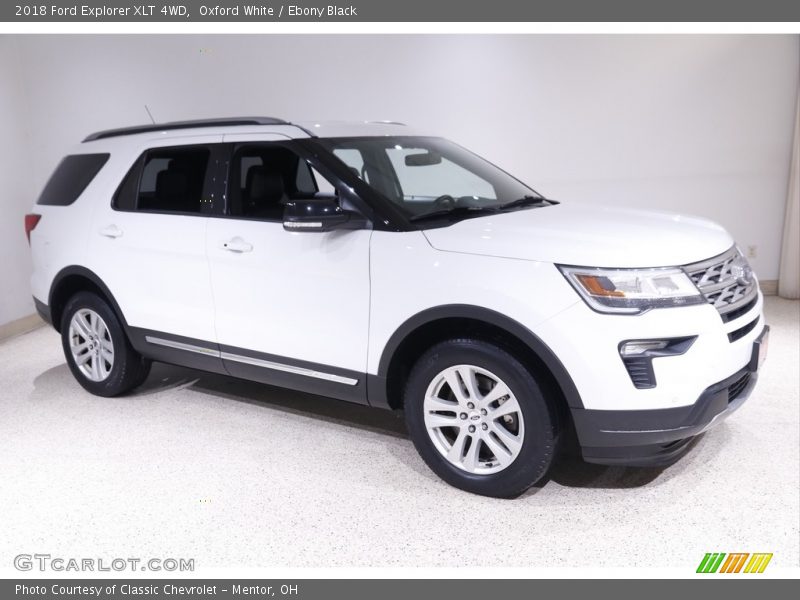 Oxford White / Ebony Black 2018 Ford Explorer XLT 4WD