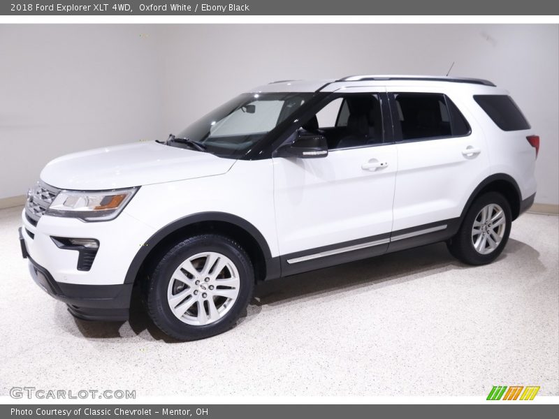 Oxford White / Ebony Black 2018 Ford Explorer XLT 4WD