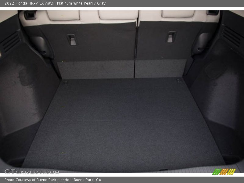 Platinum White Pearl / Gray 2022 Honda HR-V EX AWD