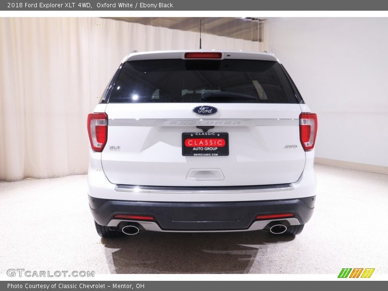 Oxford White / Ebony Black 2018 Ford Explorer XLT 4WD
