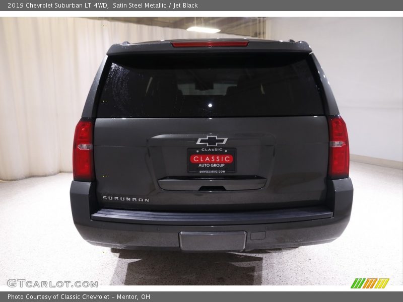 Satin Steel Metallic / Jet Black 2019 Chevrolet Suburban LT 4WD