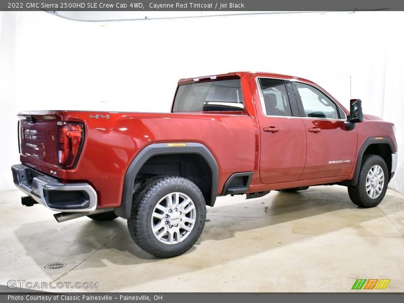 Cayenne Red Tintcoat / Jet Black 2022 GMC Sierra 2500HD SLE Crew Cab 4WD