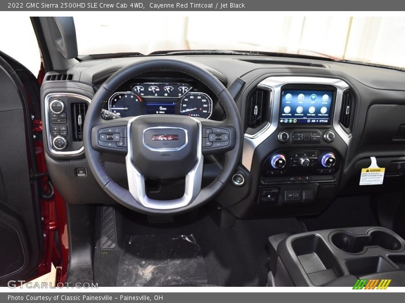 Cayenne Red Tintcoat / Jet Black 2022 GMC Sierra 2500HD SLE Crew Cab 4WD