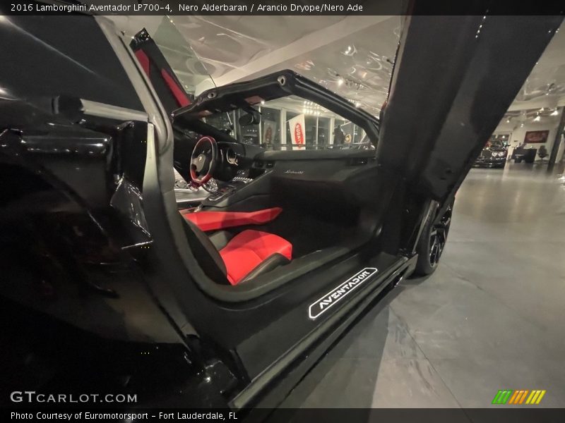  2016 Aventador LP700-4 Arancio Dryope/Nero Ade Interior