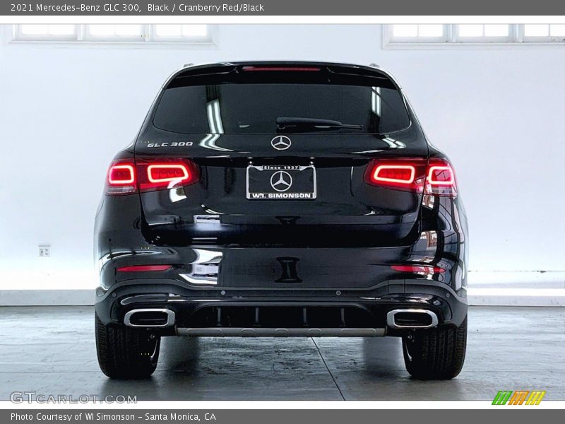 Black / Cranberry Red/Black 2021 Mercedes-Benz GLC 300