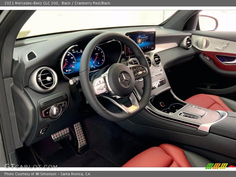 Black / Cranberry Red/Black 2021 Mercedes-Benz GLC 300
