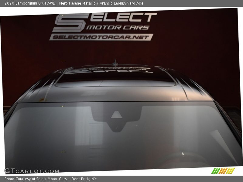 Nero Helene Metallic / Arancio Leonis/Nero Ade 2020 Lamborghini Urus AWD