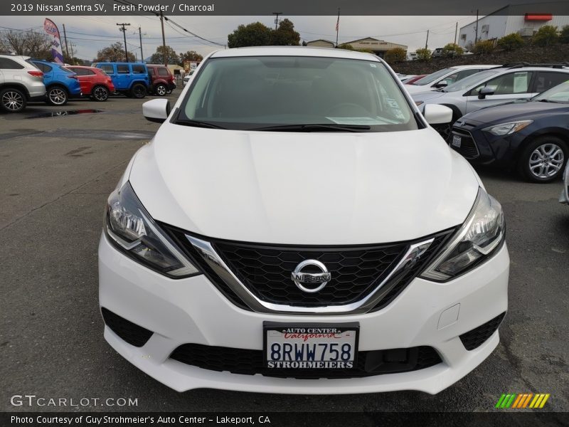 Fresh Powder / Charcoal 2019 Nissan Sentra SV