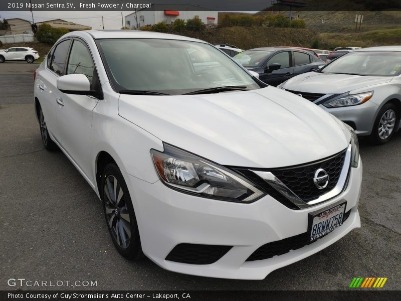 Fresh Powder / Charcoal 2019 Nissan Sentra SV