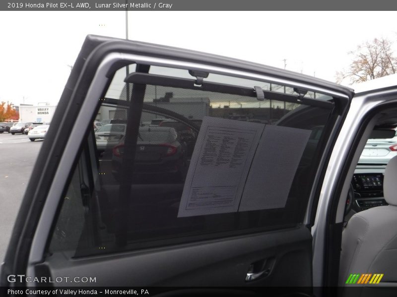 Lunar Silver Metallic / Gray 2019 Honda Pilot EX-L AWD