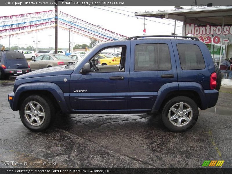Patriot Blue Pearl / Light Taupe/Taupe 2004 Jeep Liberty Limited 4x4