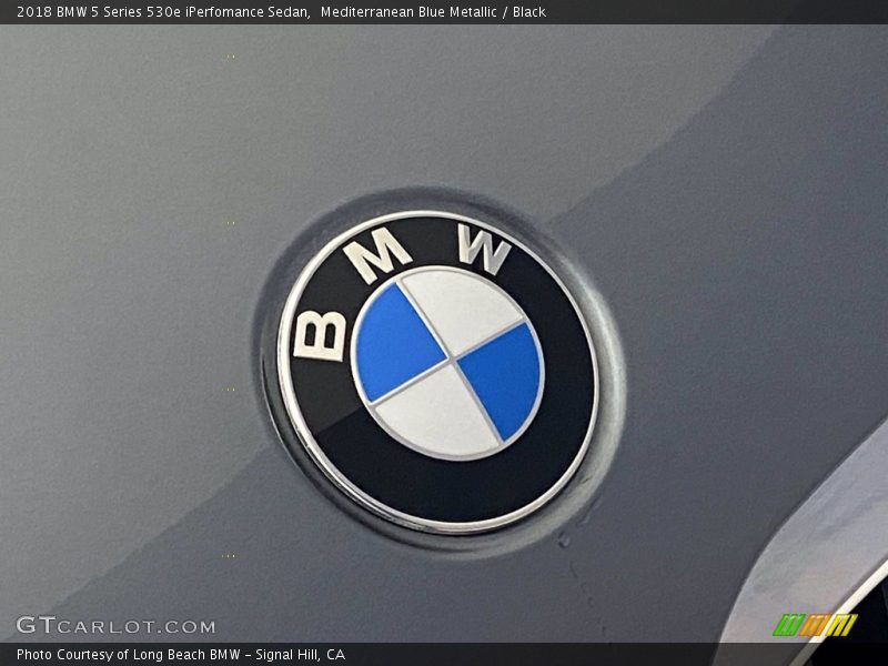 Mediterranean Blue Metallic / Black 2018 BMW 5 Series 530e iPerfomance Sedan