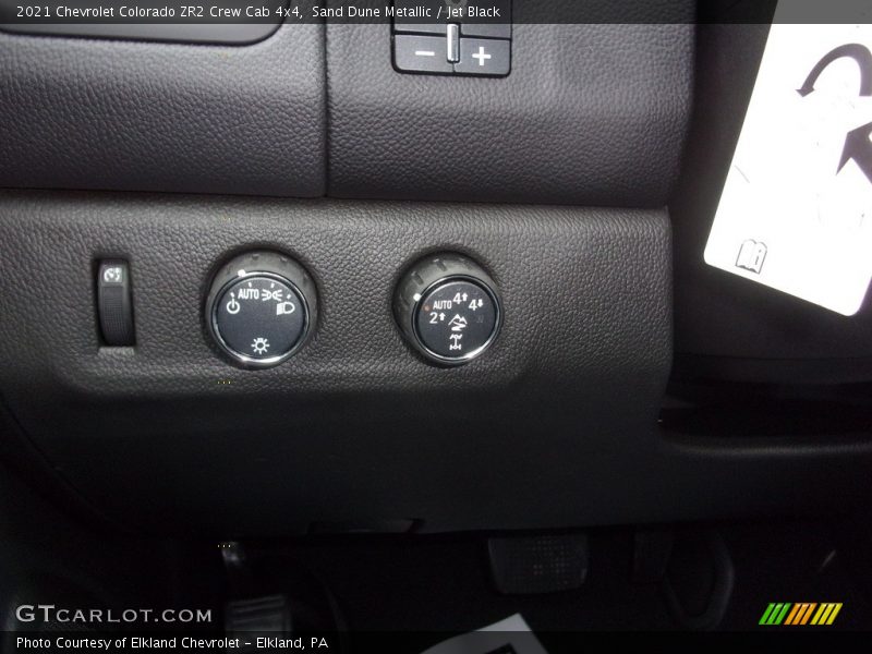 Controls of 2021 Colorado ZR2 Crew Cab 4x4