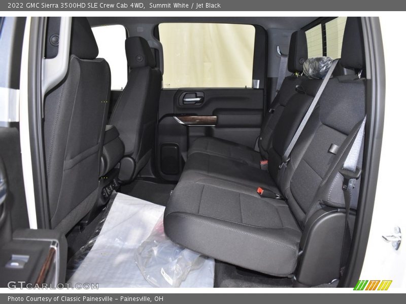 Summit White / Jet Black 2022 GMC Sierra 3500HD SLE Crew Cab 4WD