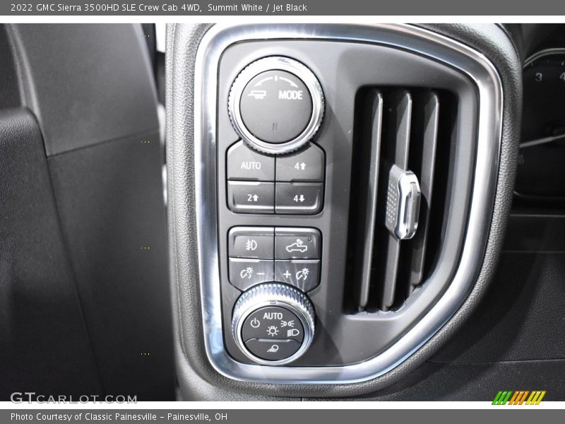 Summit White / Jet Black 2022 GMC Sierra 3500HD SLE Crew Cab 4WD