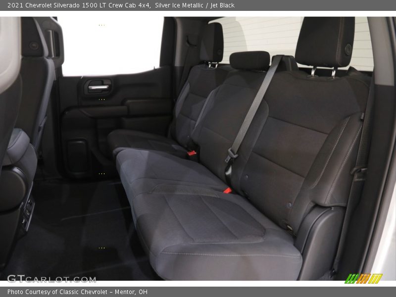 Silver Ice Metallic / Jet Black 2021 Chevrolet Silverado 1500 LT Crew Cab 4x4