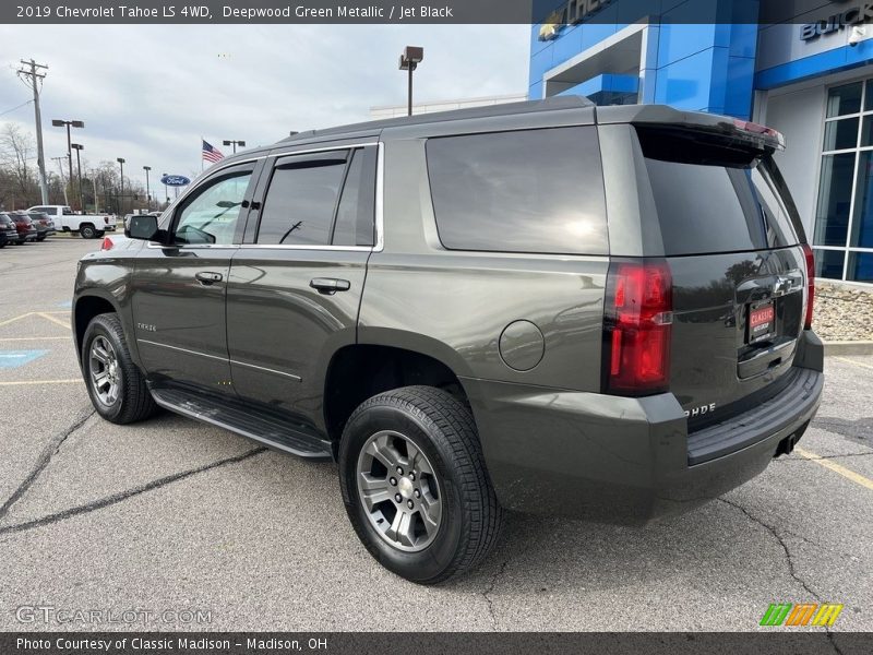 Deepwood Green Metallic / Jet Black 2019 Chevrolet Tahoe LS 4WD