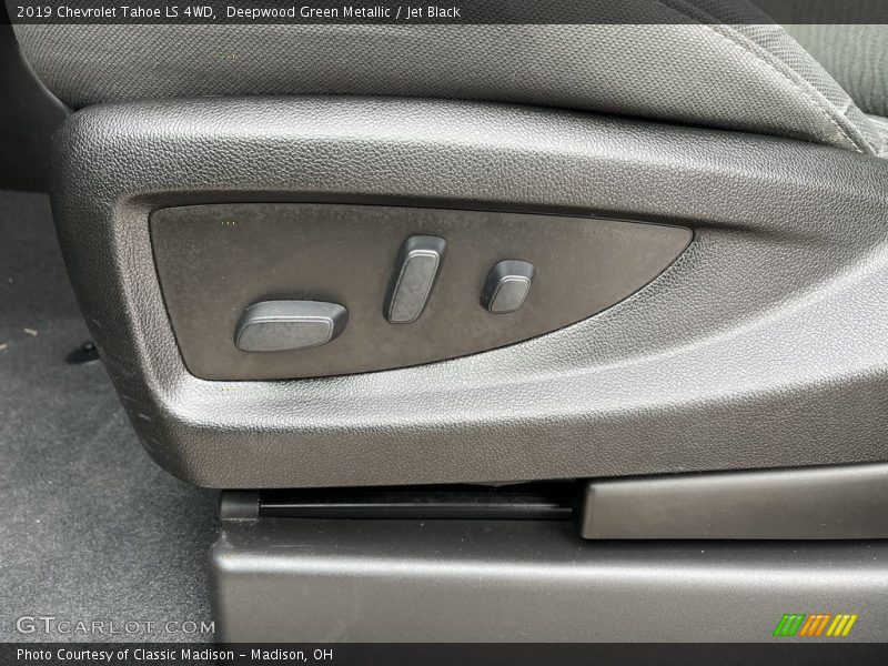 Deepwood Green Metallic / Jet Black 2019 Chevrolet Tahoe LS 4WD
