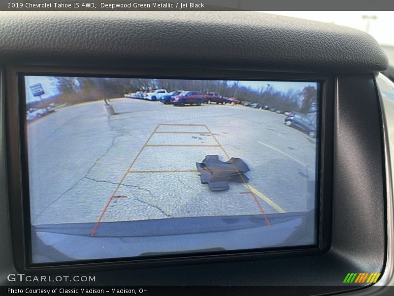 Deepwood Green Metallic / Jet Black 2019 Chevrolet Tahoe LS 4WD