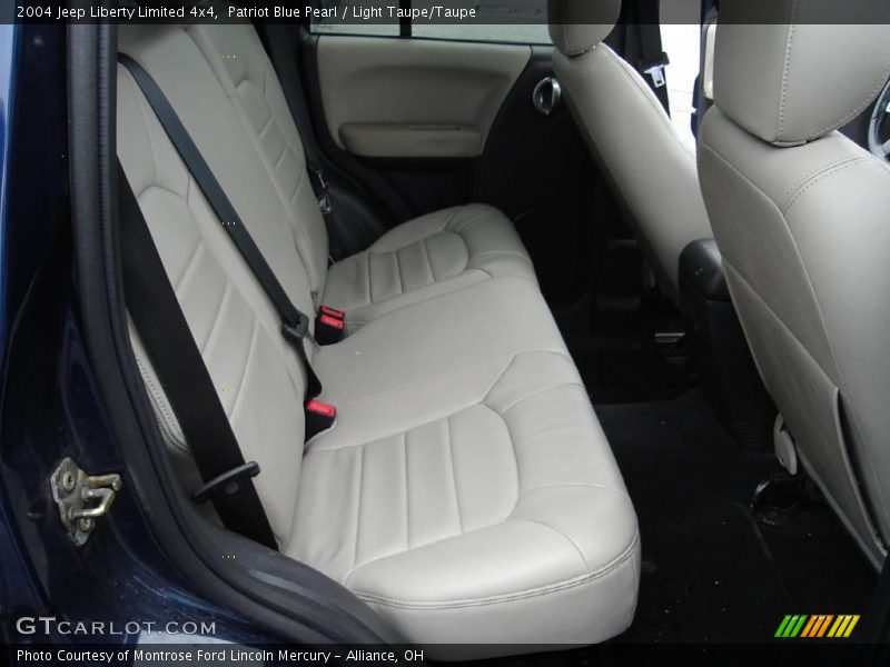 Patriot Blue Pearl / Light Taupe/Taupe 2004 Jeep Liberty Limited 4x4