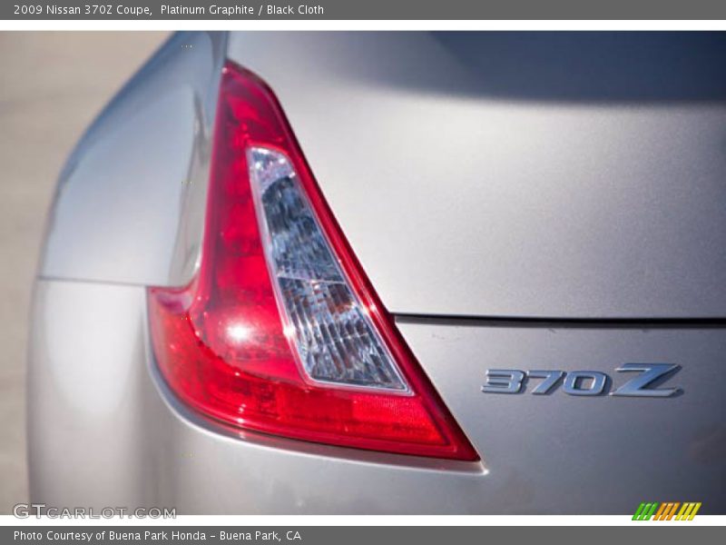 Platinum Graphite / Black Cloth 2009 Nissan 370Z Coupe