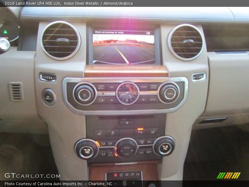 Indus Silver Metallic / Almond/Arabica 2016 Land Rover LR4 HSE LUX