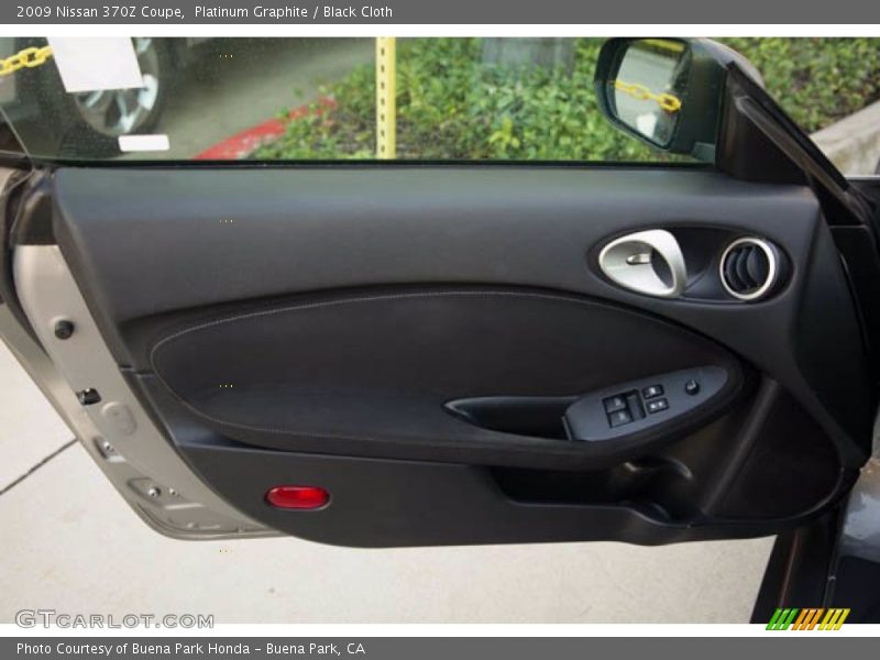 Platinum Graphite / Black Cloth 2009 Nissan 370Z Coupe