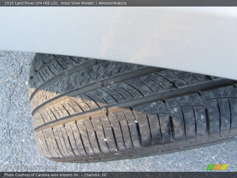 Indus Silver Metallic / Almond/Arabica 2016 Land Rover LR4 HSE LUX