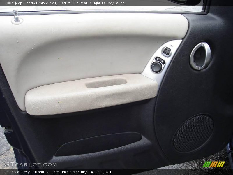 Patriot Blue Pearl / Light Taupe/Taupe 2004 Jeep Liberty Limited 4x4