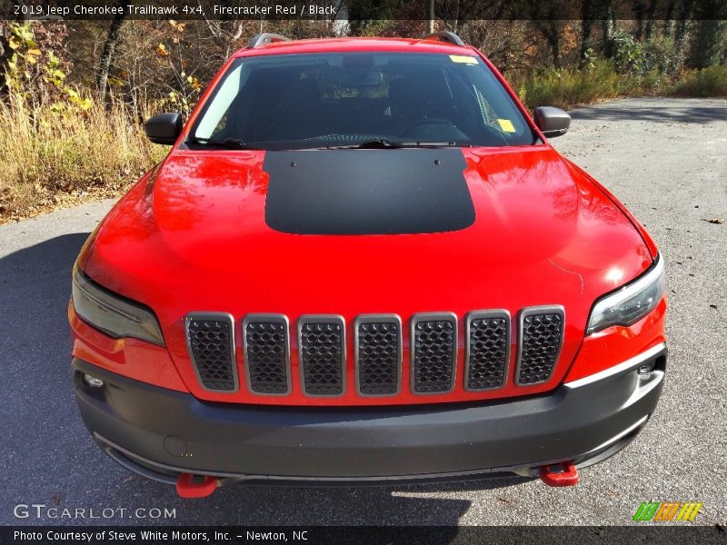 Firecracker Red / Black 2019 Jeep Cherokee Trailhawk 4x4