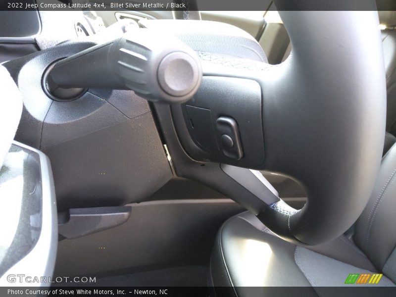 Billet Silver Metallic / Black 2022 Jeep Compass Latitude 4x4