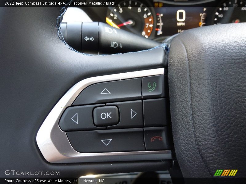  2022 Compass Latitude 4x4 Steering Wheel