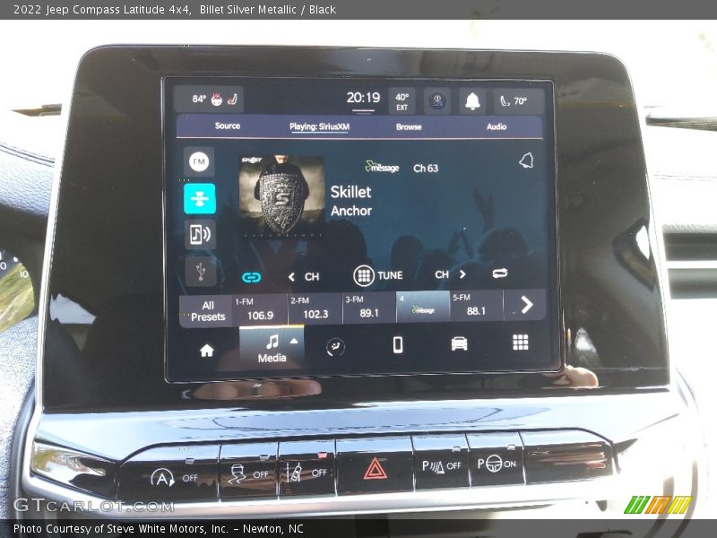 Billet Silver Metallic / Black 2022 Jeep Compass Latitude 4x4