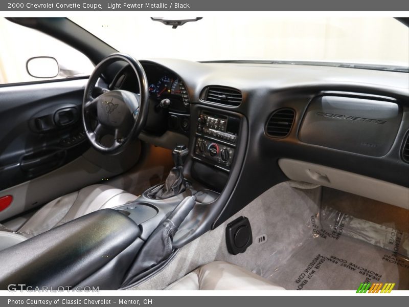 Light Pewter Metallic / Black 2000 Chevrolet Corvette Coupe